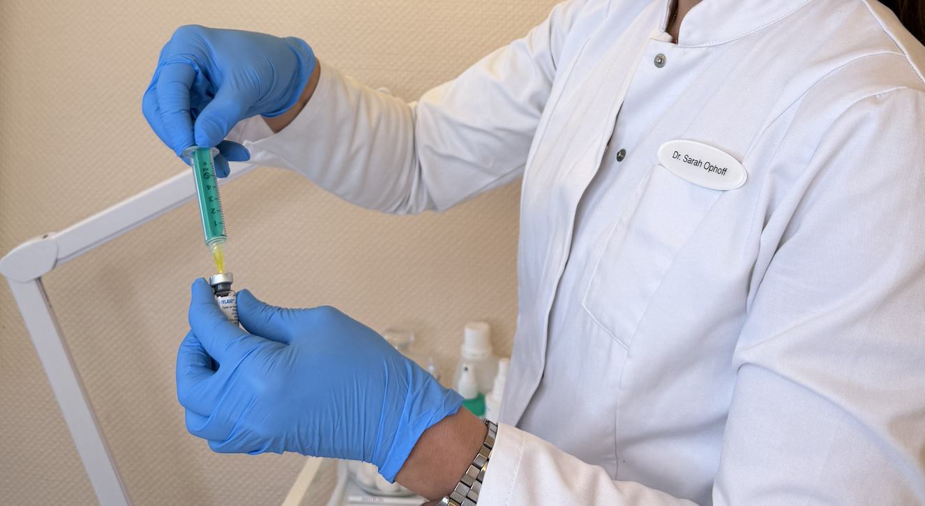 Moderne Dermatologie setzt heute auf Verfahren, die die Haut nicht nur oberflächlich verändern, sondern ihre Struktur nachhaltig verbessern.
